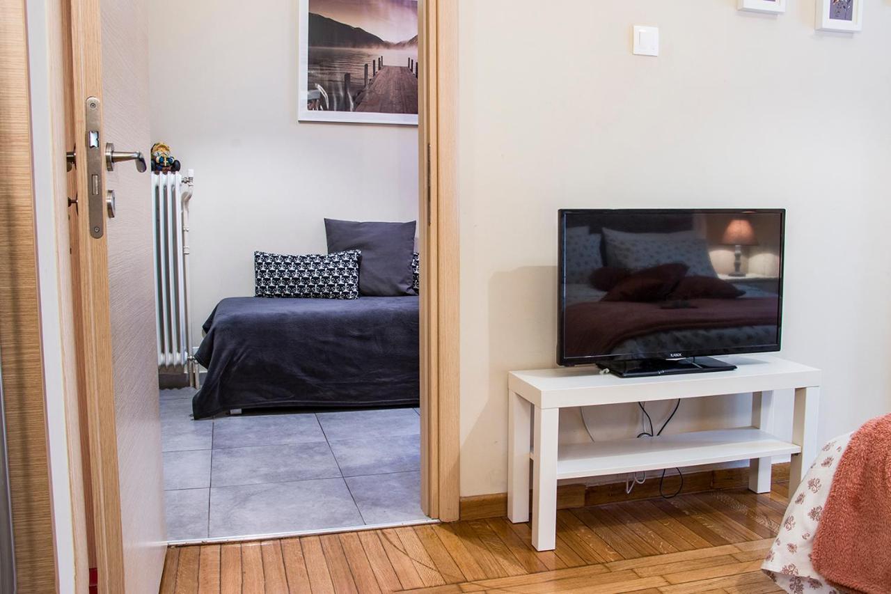 City Stay Close To The Metro A Charming Flat Ateny Zewnętrze zdjęcie